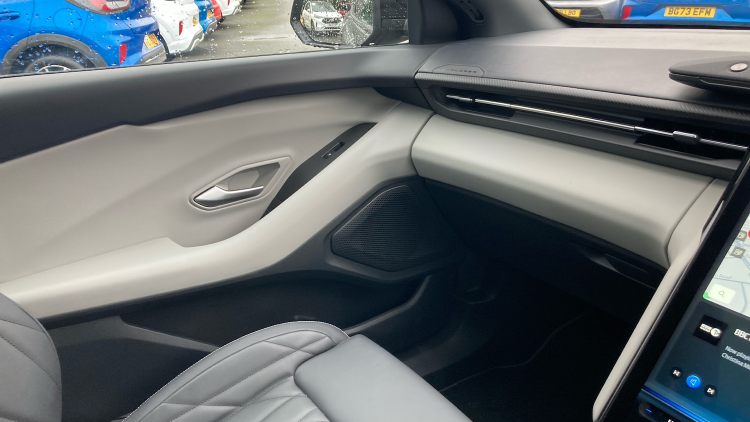 Used Ford Explorer 2024 for sale - 77340265: Photo 38