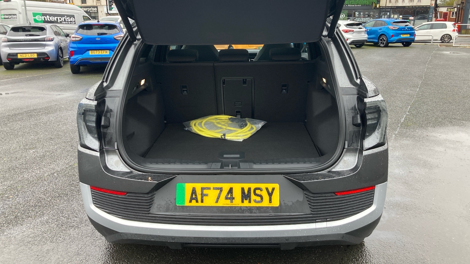 Used Ford Explorer 2024 for sale - 77340265: Photo 4