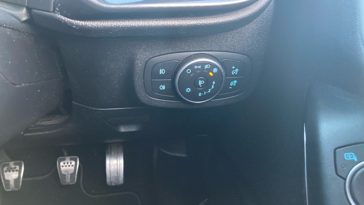 Used Ford Fiesta 2019 for sale - 76707135: Photo 27