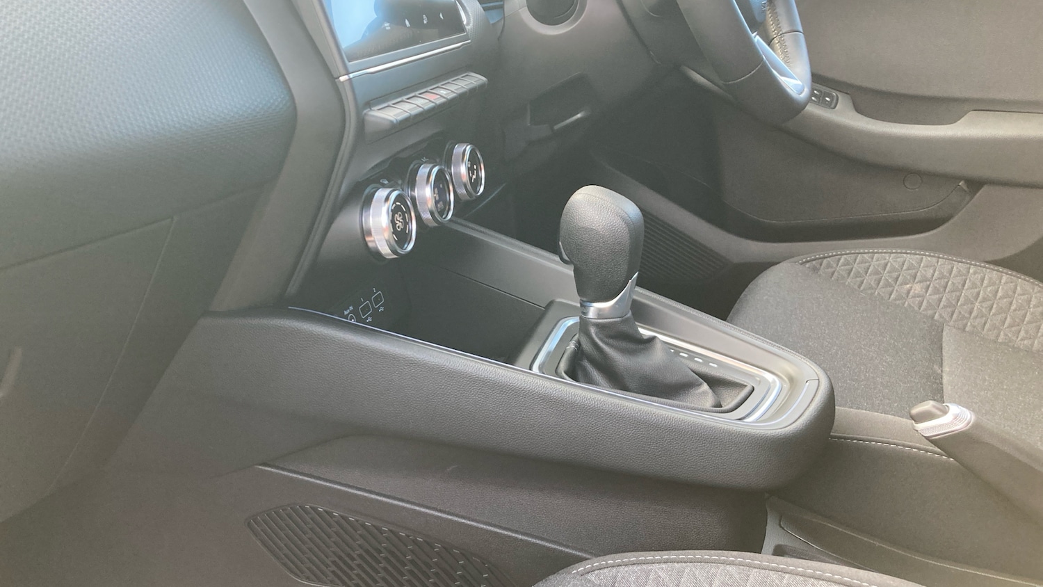 Used Renault Clio 2022 for sale - 76401909: Photo 13