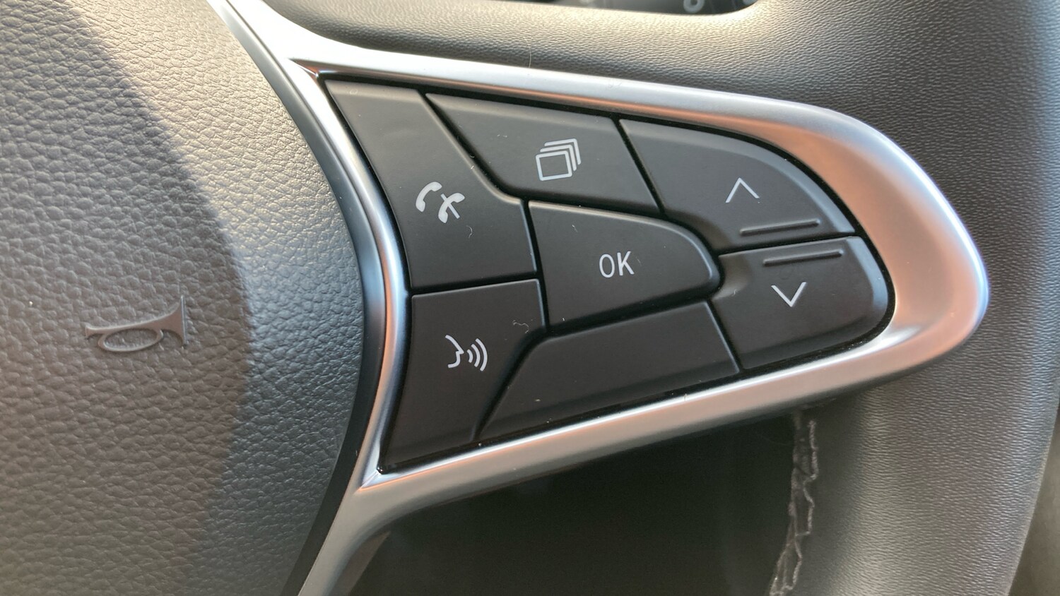 Used Renault Clio 2022 for sale - 76401909: Photo 31