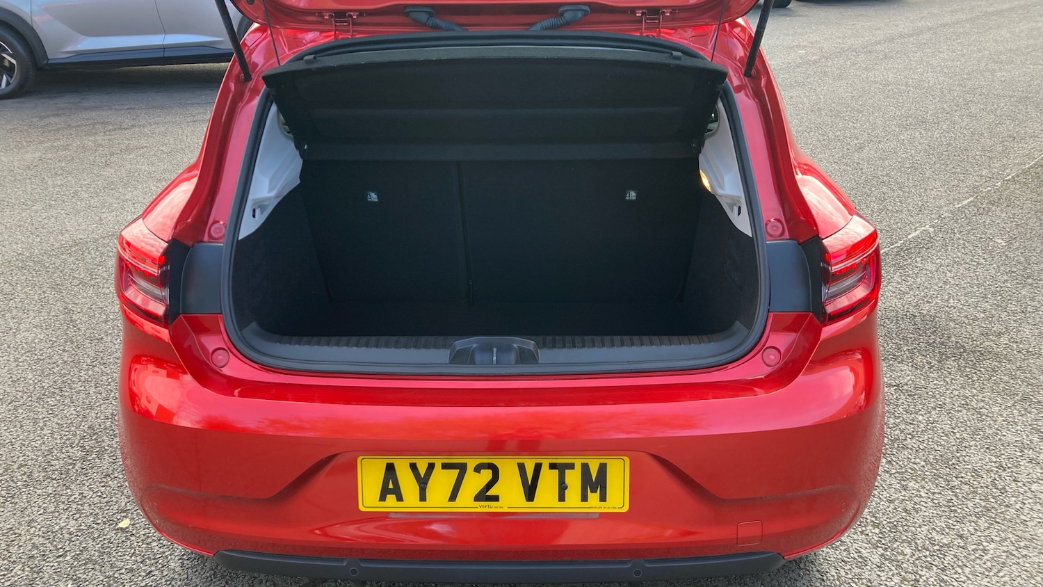 Used Renault Clio 2022 for sale - 76401909: Photo 4