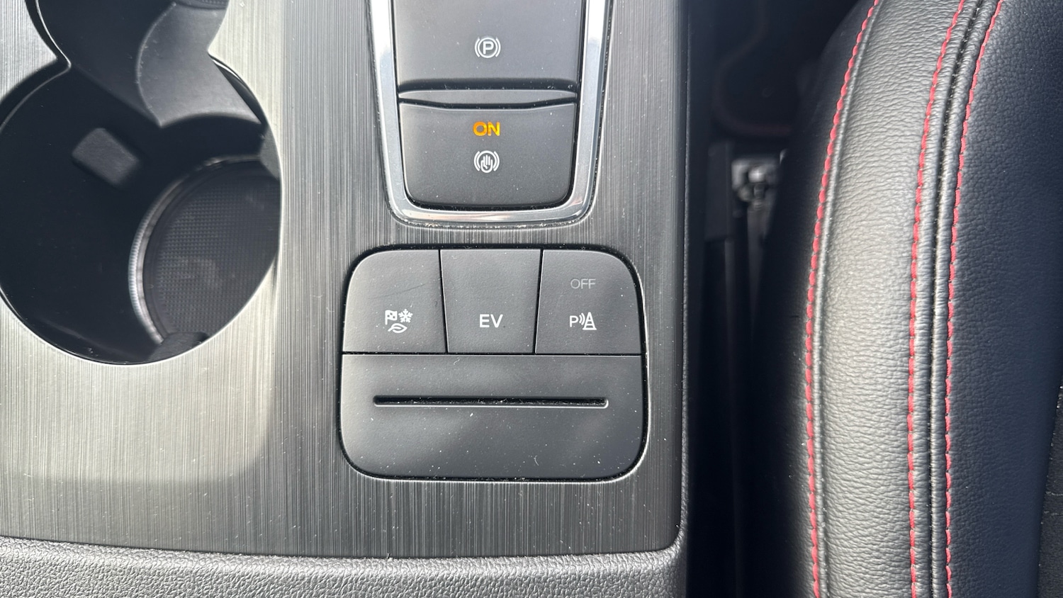 Used Ford Kuga 2023 for sale - 76113798: Photo 29