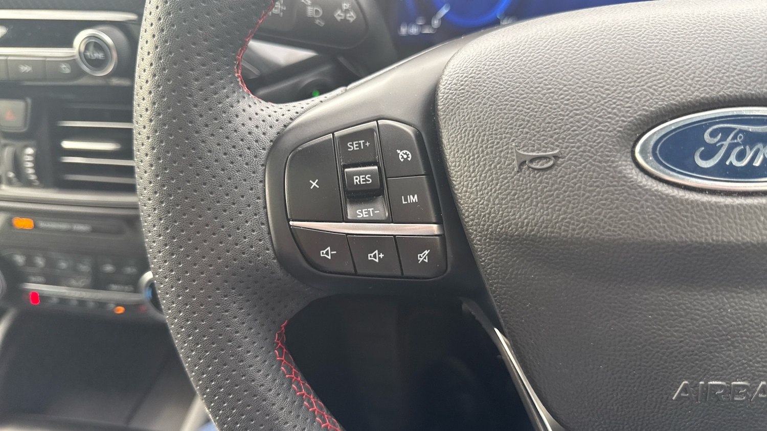Used Ford Kuga 2023 for sale - 76113798: Photo 31