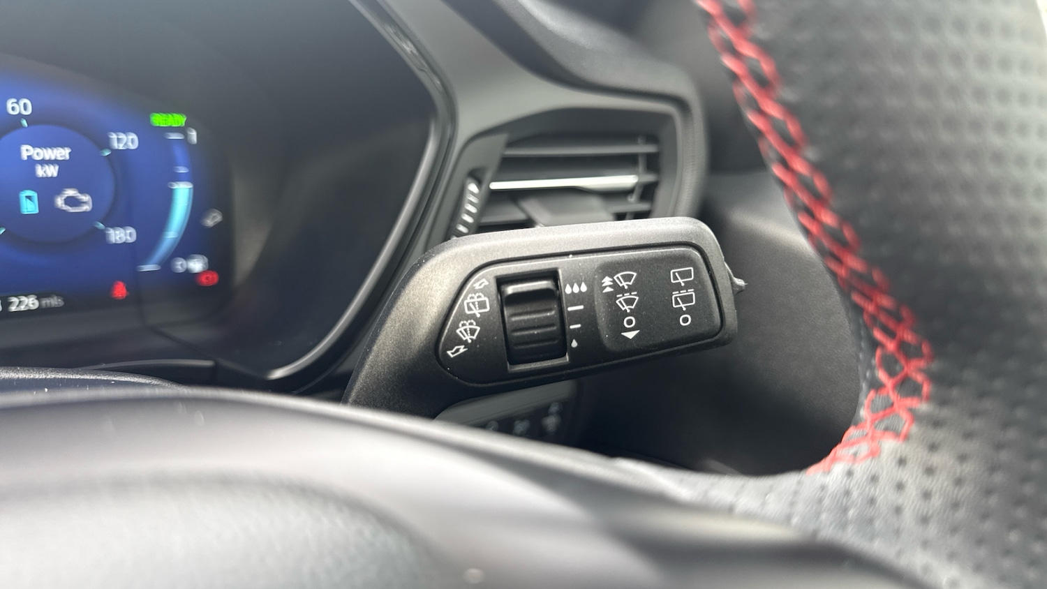 Used Ford Kuga 2023 for sale - 76113798: Photo 33