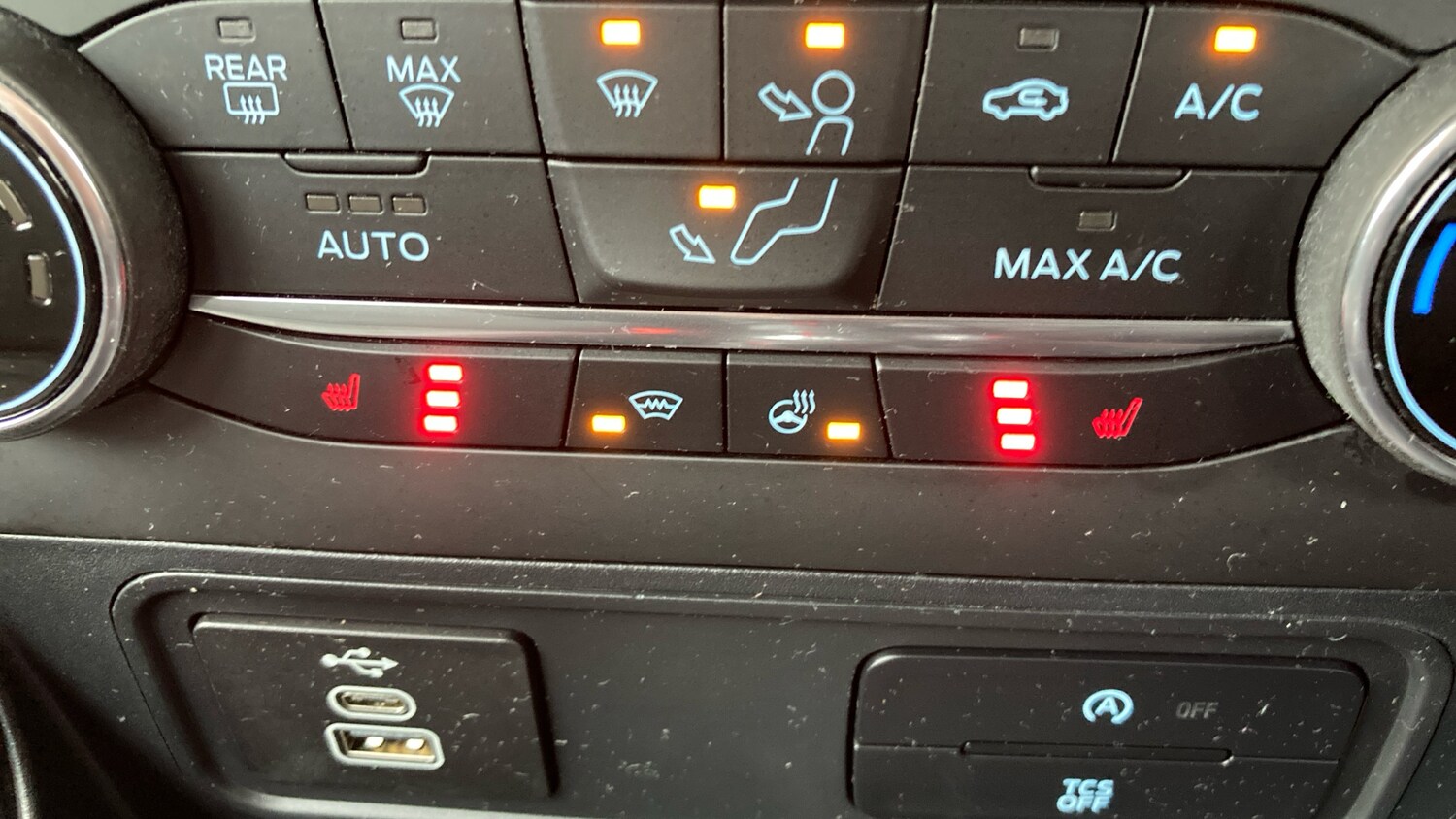 Used Ford Ecosport 2023 for sale - 77548128: Photo 31