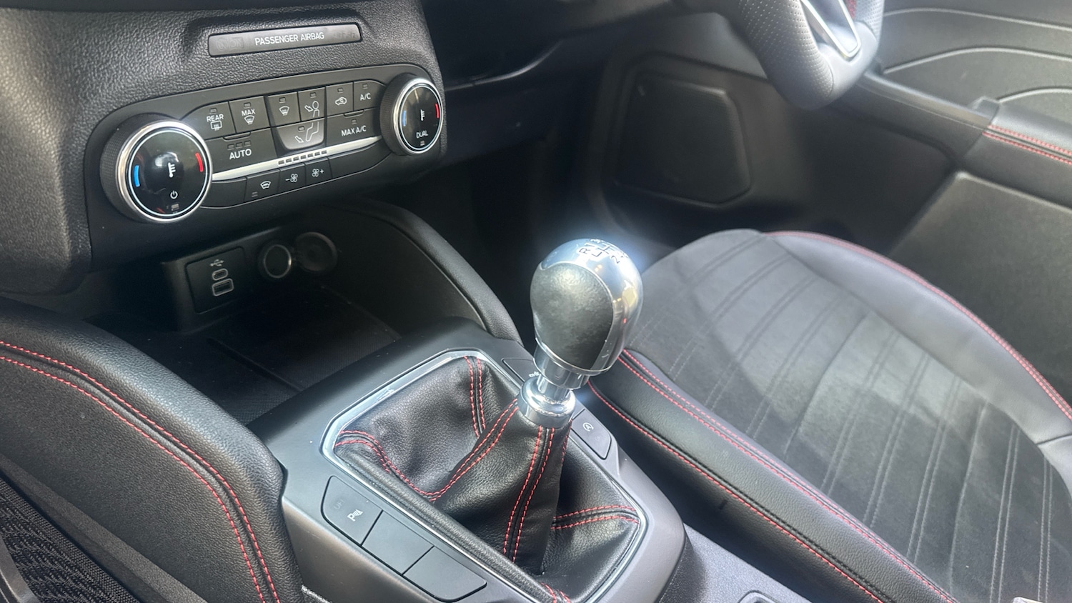 Used Ford Kuga 2023 for sale - 76578504: Photo 13