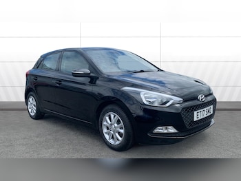 Used Hyundai i20 2017 for sale - 78552789: Photo