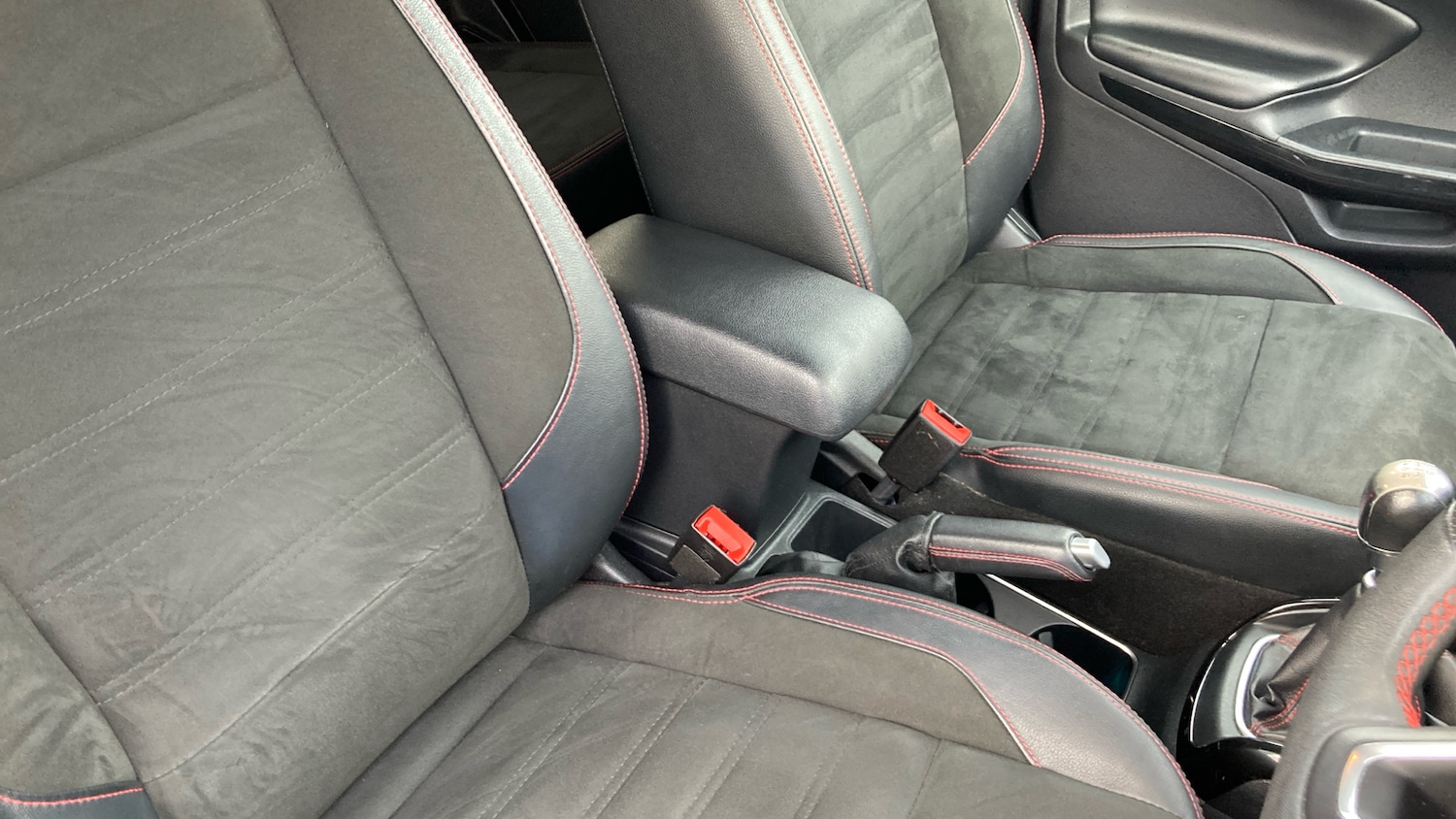 Used Ford Ecosport 2019 for sale - 76853572: Photo 25