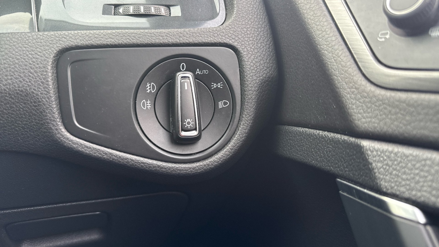 Used Volkswagen Golf 2020 for sale - 77129419: Photo 33