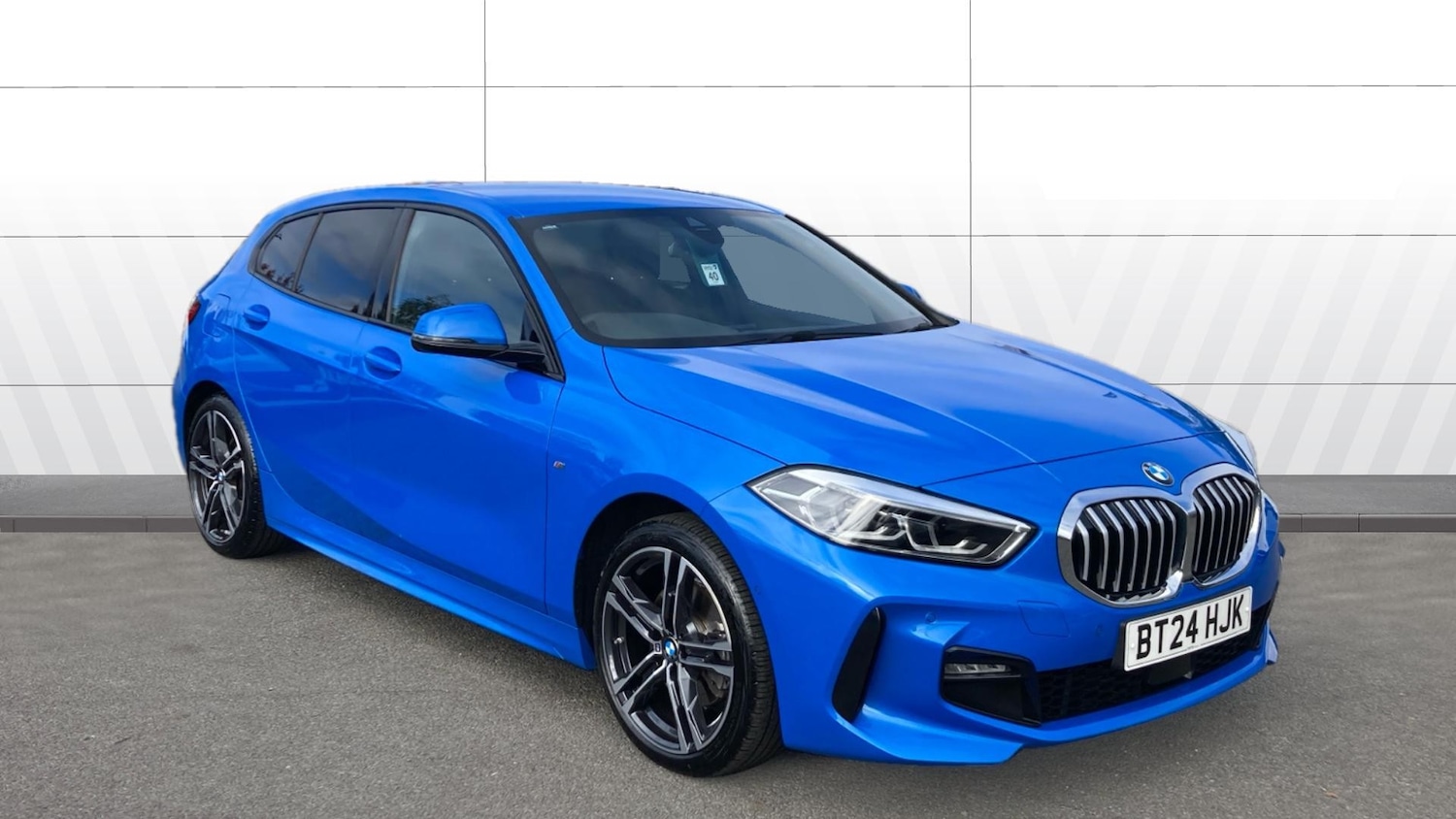 Used BMW 1 Series 2024 for sale - 76192454: Photo 1