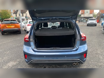 Used Ford Focus 2022 for sale - 75847821: Photo