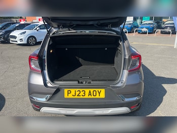 Used Renault Captur 2023 for sale - 79231236: Photo