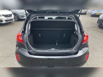 Used Ford Fiesta 2021 for sale - 75592729: Photo