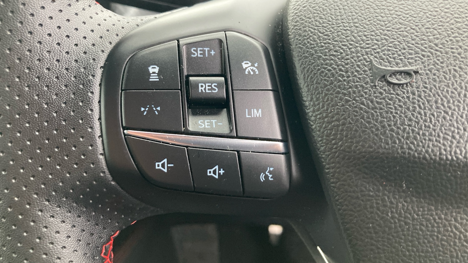 Used Ford Kuga 2024 for sale - 76554850: Photo 26