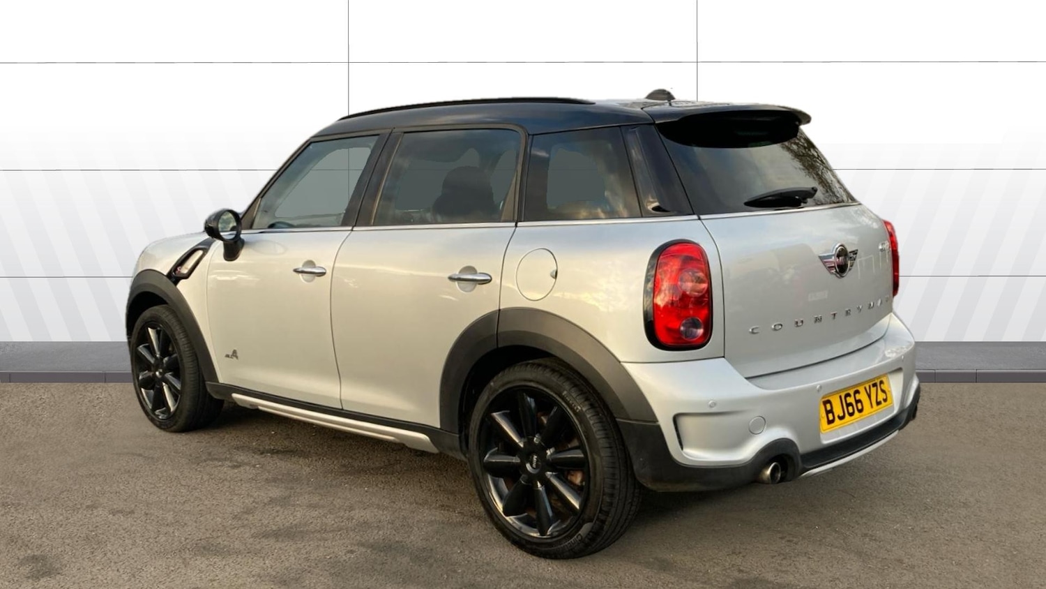 Used MINI Countryman 2016 for sale - 76625620: Photo 2