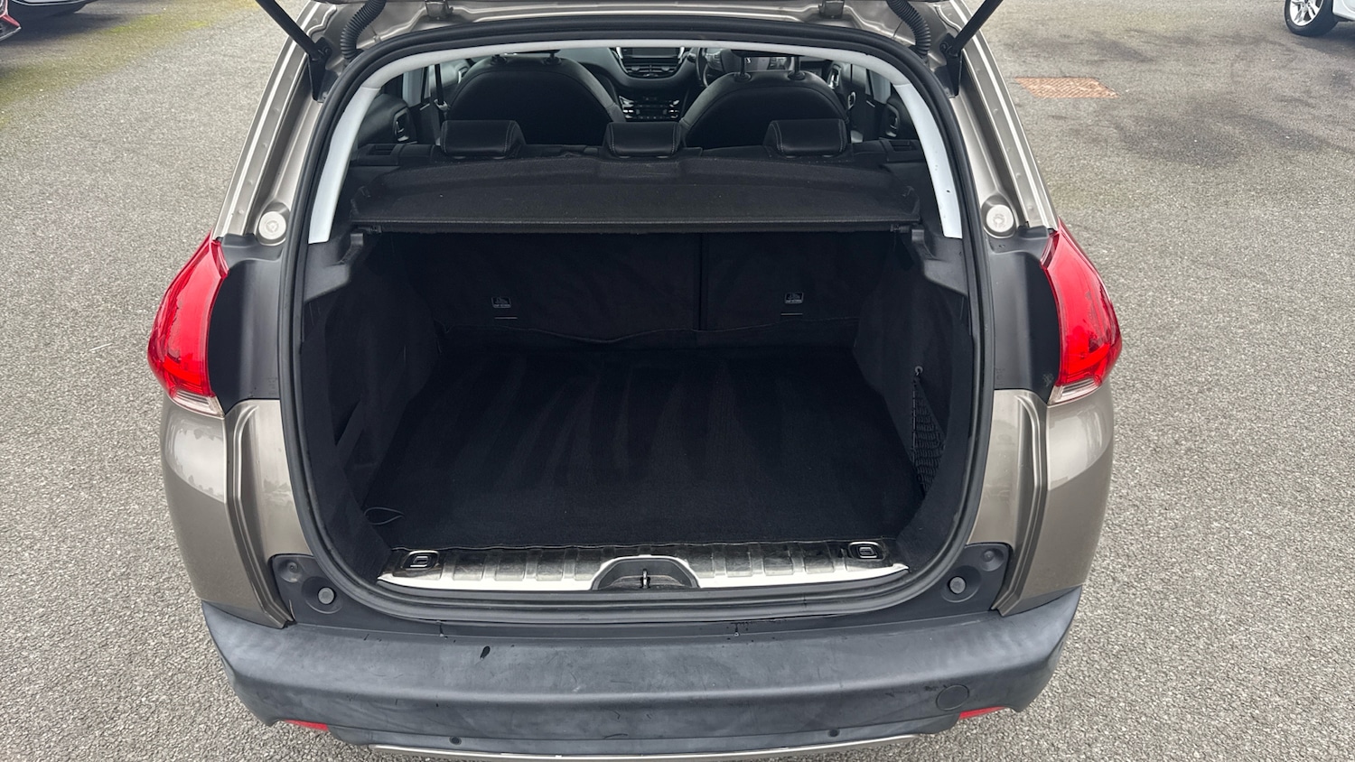 Used Peugeot 2008 2016 for sale - 77830415: Photo 4