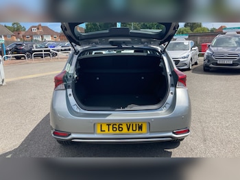 Used Toyota Auris 2016 for sale - 79140487: Photo