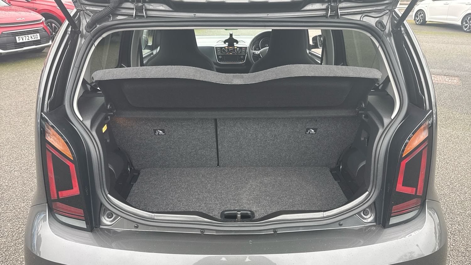 Used Volkswagen up! 2022 for sale - 77431048: Photo 4