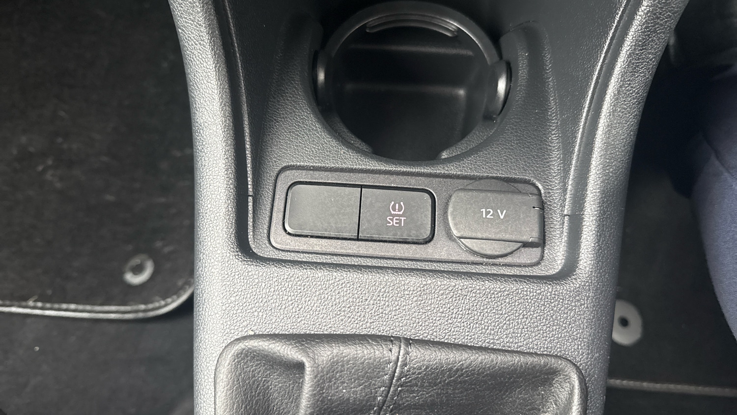 Used Volkswagen up! 2022 for sale - 77431048: Photo 45