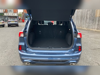 Used Ford Kuga 2023 for sale - 76220650: Photo 4