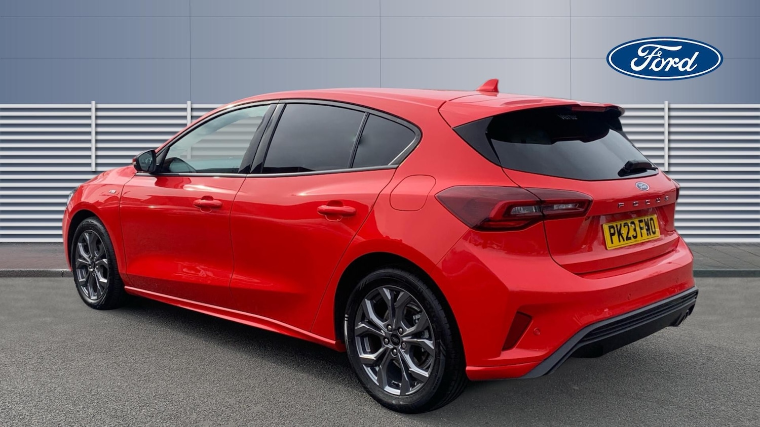 Used Ford Focus 2023 for sale - 77996902: Photo 2