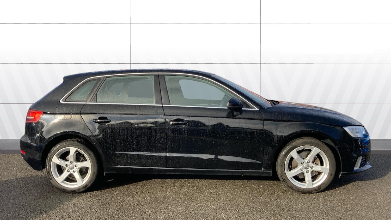 Used Audi A3 2018 for sale - 76525632: Photo 5