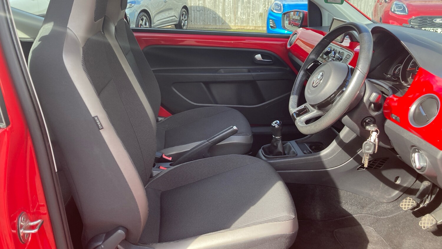 Used Volkswagen up! 2014 for sale - 77830411: Photo 23