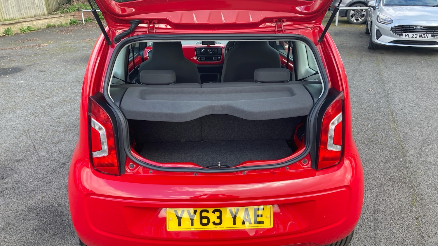 Used Volkswagen up! 2014 for sale - 77830411: Photo 4