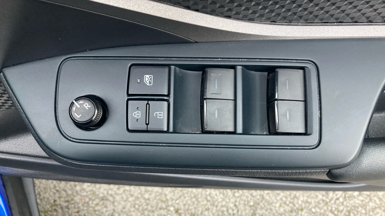 Used Toyota C-HR 2022 for sale - 76219099: Photo 21