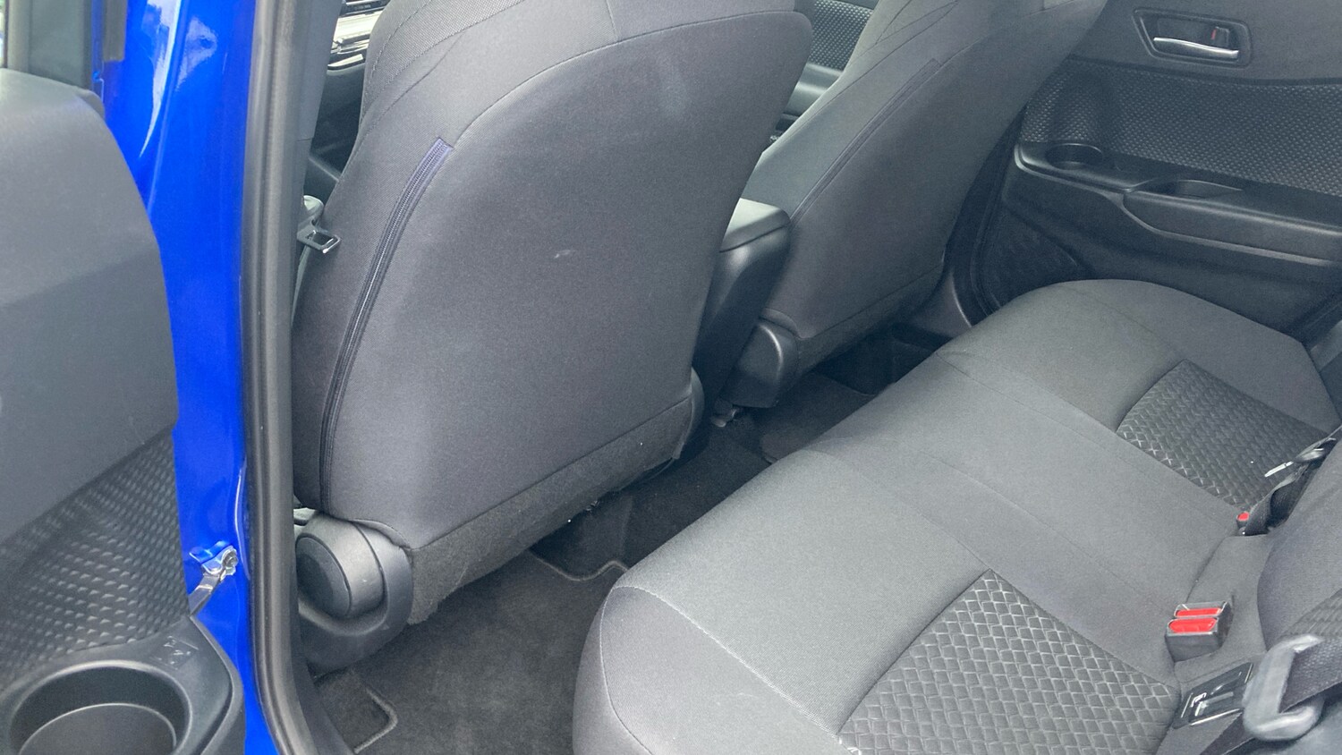 Used Toyota C-HR 2022 for sale - 76219099: Photo 42