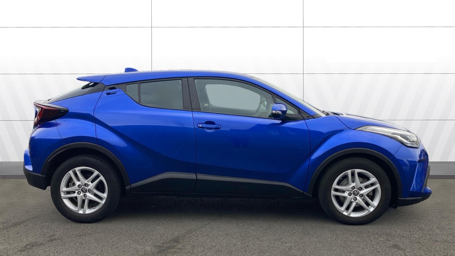 Used Toyota C-HR 2022 for sale - 76219099: Photo 5