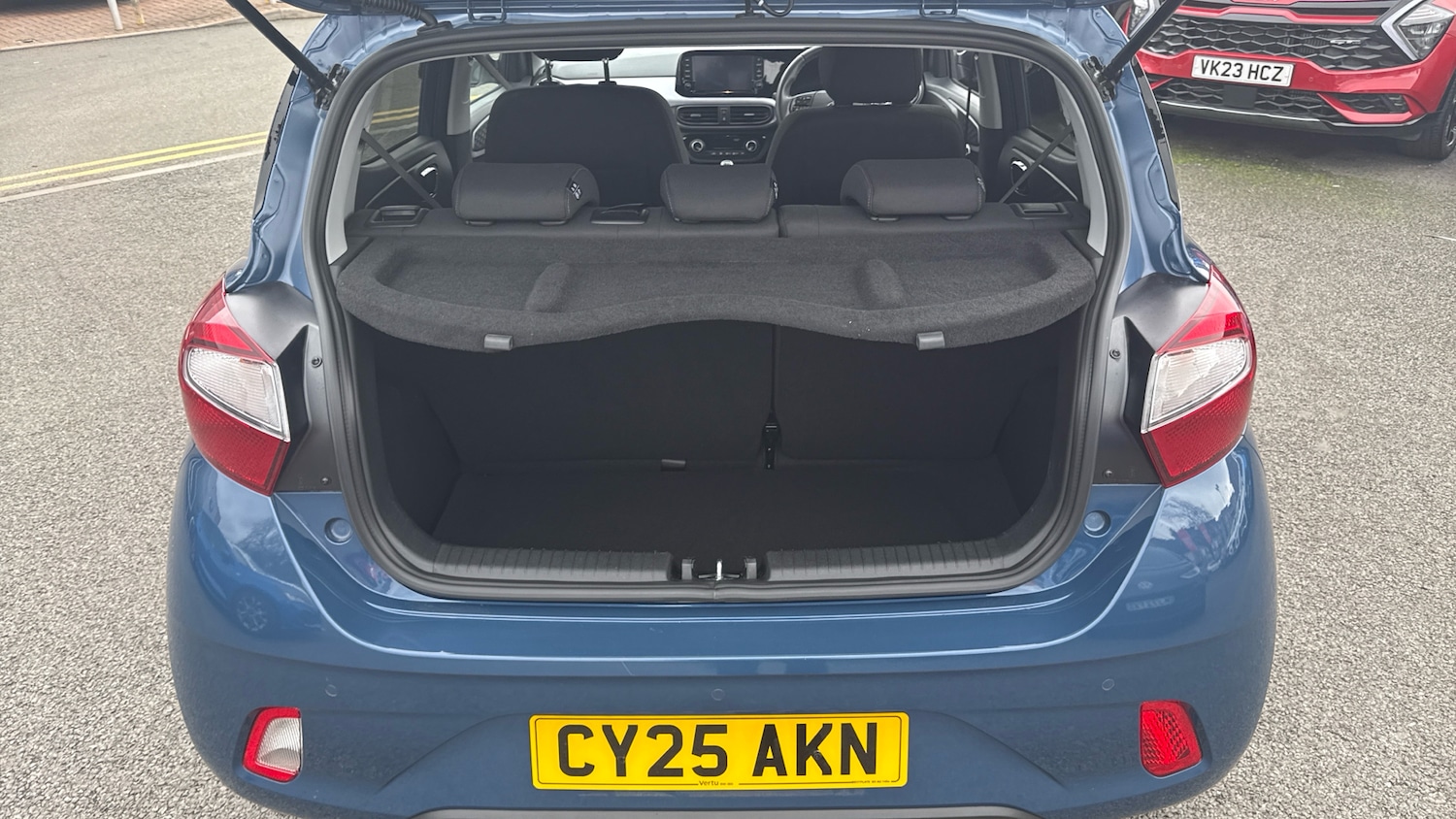 Used Hyundai i10 2025 for sale - 76504385: Photo 4