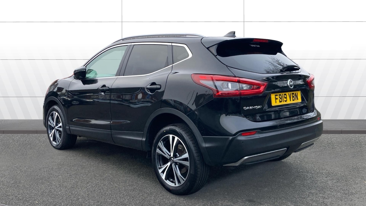 Used Nissan Qashqai 2019 for sale - 77609798: Photo 2