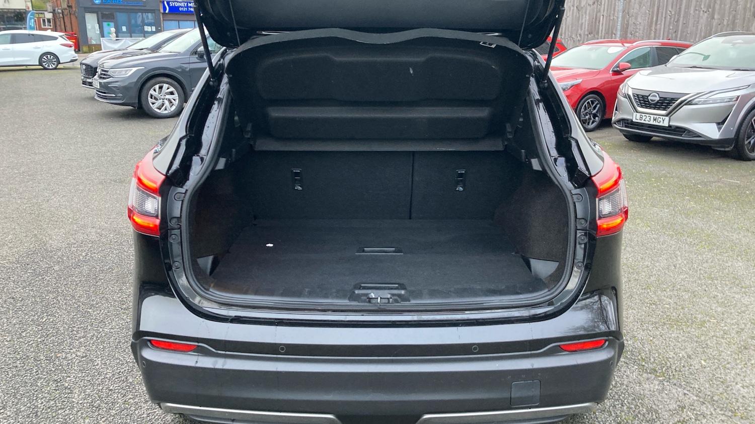 Used Nissan Qashqai 2019 for sale - 77609798: Photo 4