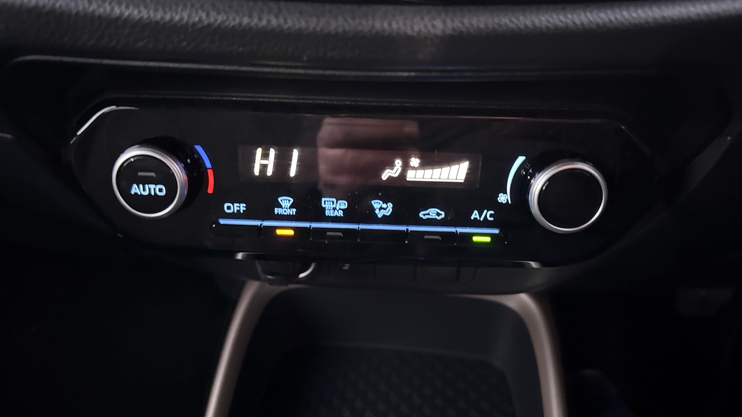 Used Toyota Aygo X 2022 for sale - 77094014: Photo 42