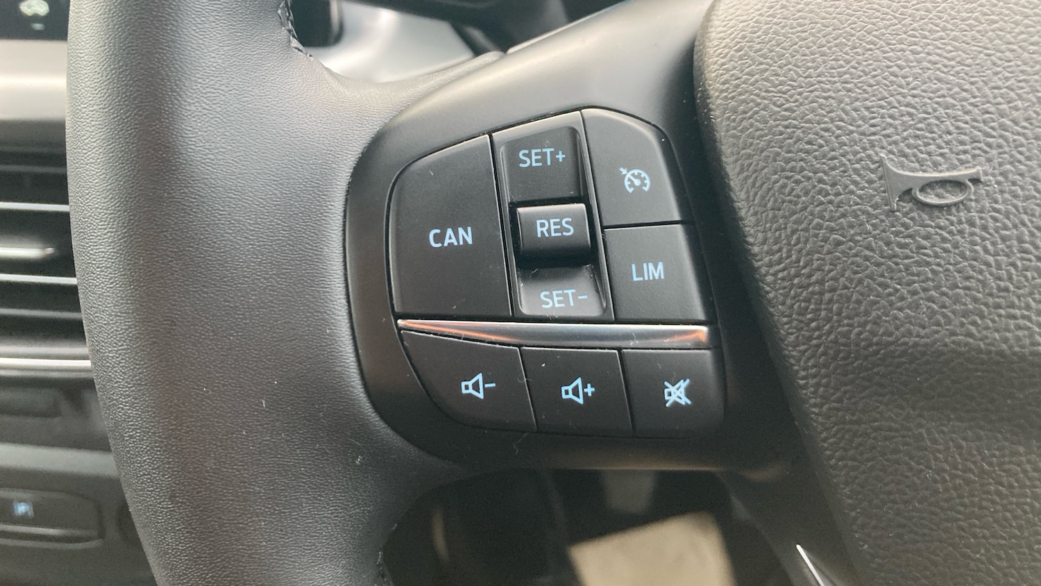 Used Ford Focus 2023 for sale - 77071423: Photo 27