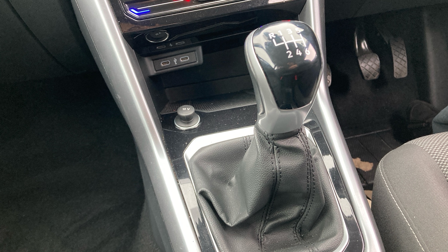 Used Volkswagen T-Roc 2023 for sale - 77893231: Photo 13