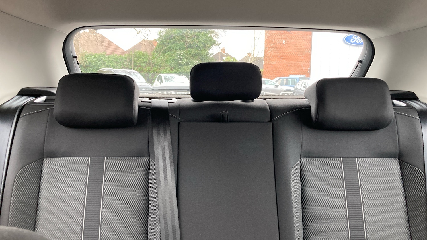 Used Volkswagen T-Roc 2023 for sale - 77893231: Photo 15