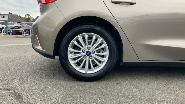 Used Ford Focus 2019 for sale - 76096910: Photo 7