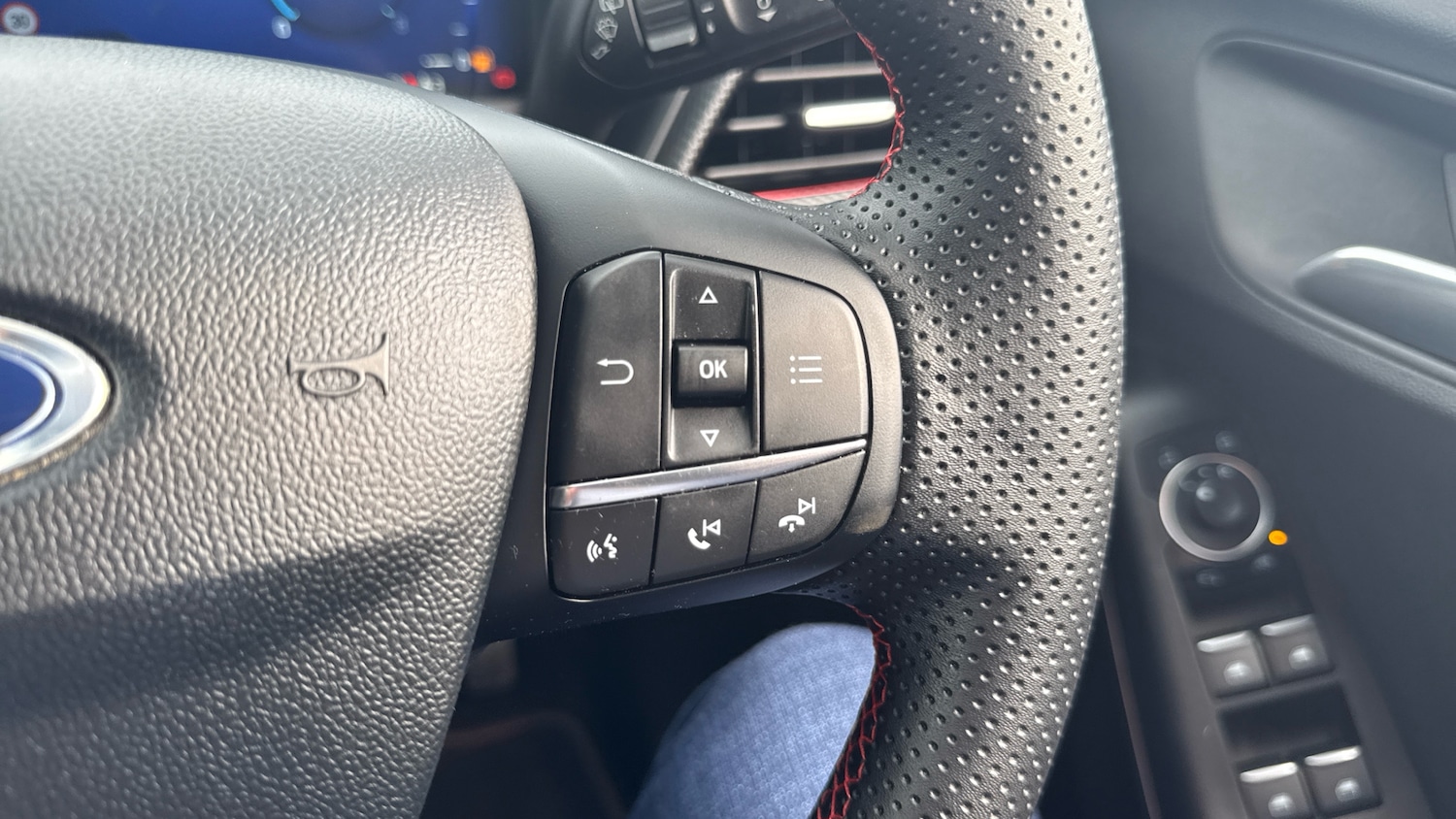 Used Ford Puma 2023 for sale - 76157091: Photo 32