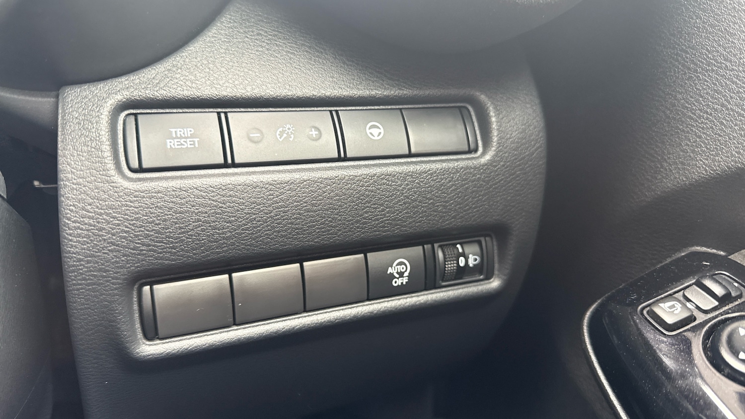 Used Nissan Juke 2020 for sale - 78109115: Photo 32