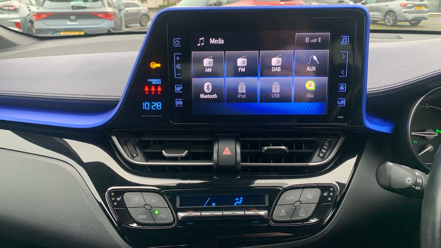 Used Toyota C-HR 2018 for sale - 77779039: Photo 12