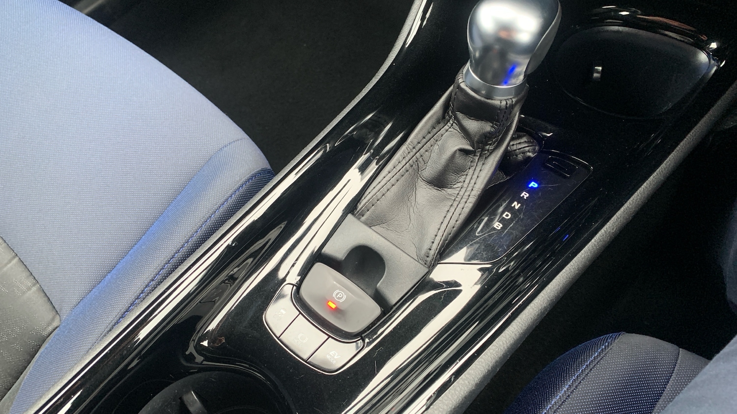 Used Toyota C-HR 2018 for sale - 77779039: Photo 32