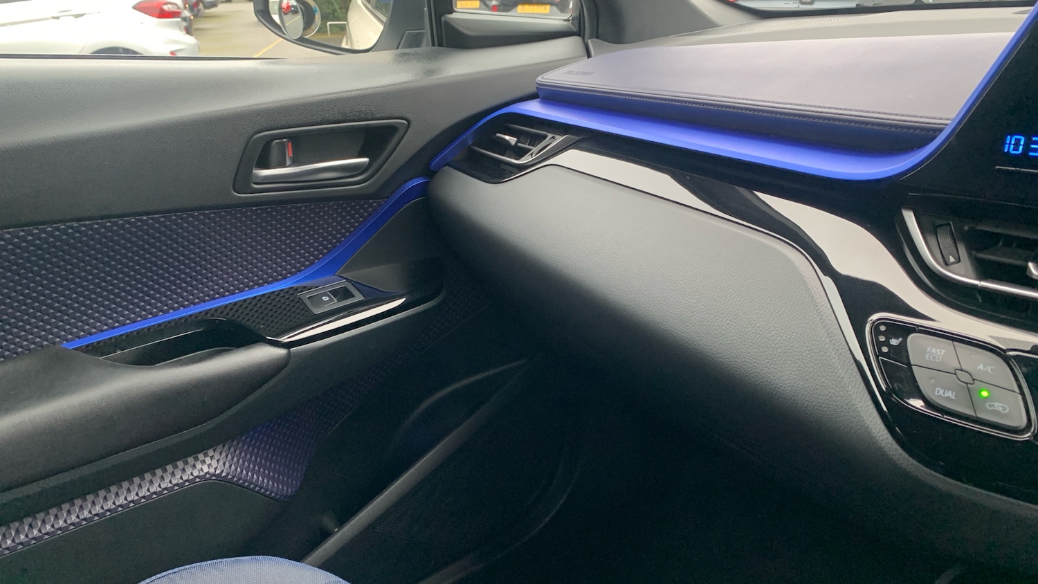 Used Toyota C-HR 2018 for sale - 77779039: Photo 35