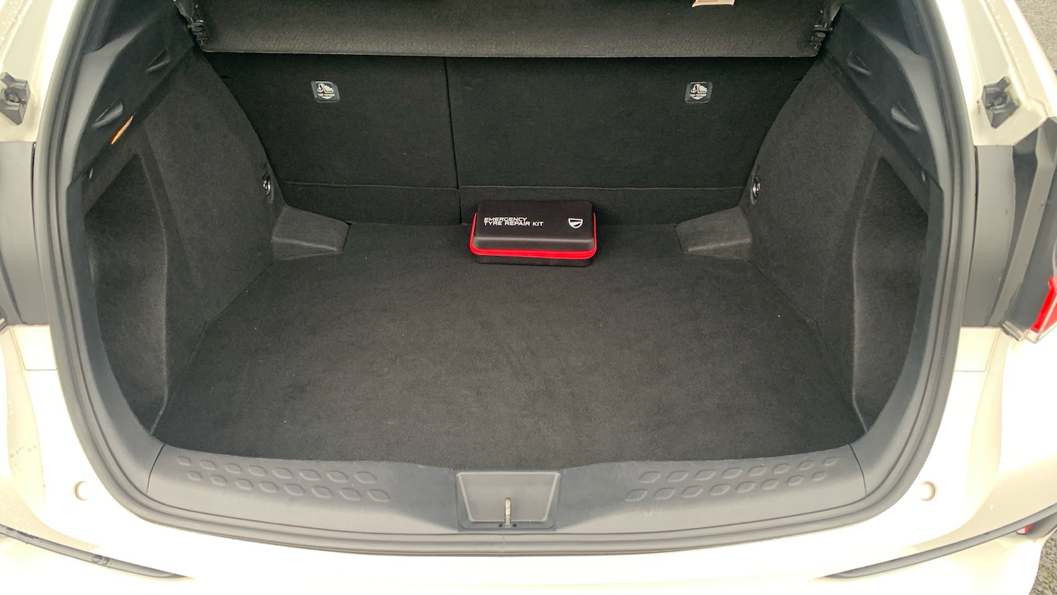 Used Toyota C-HR 2018 for sale - 77779039: Photo 50