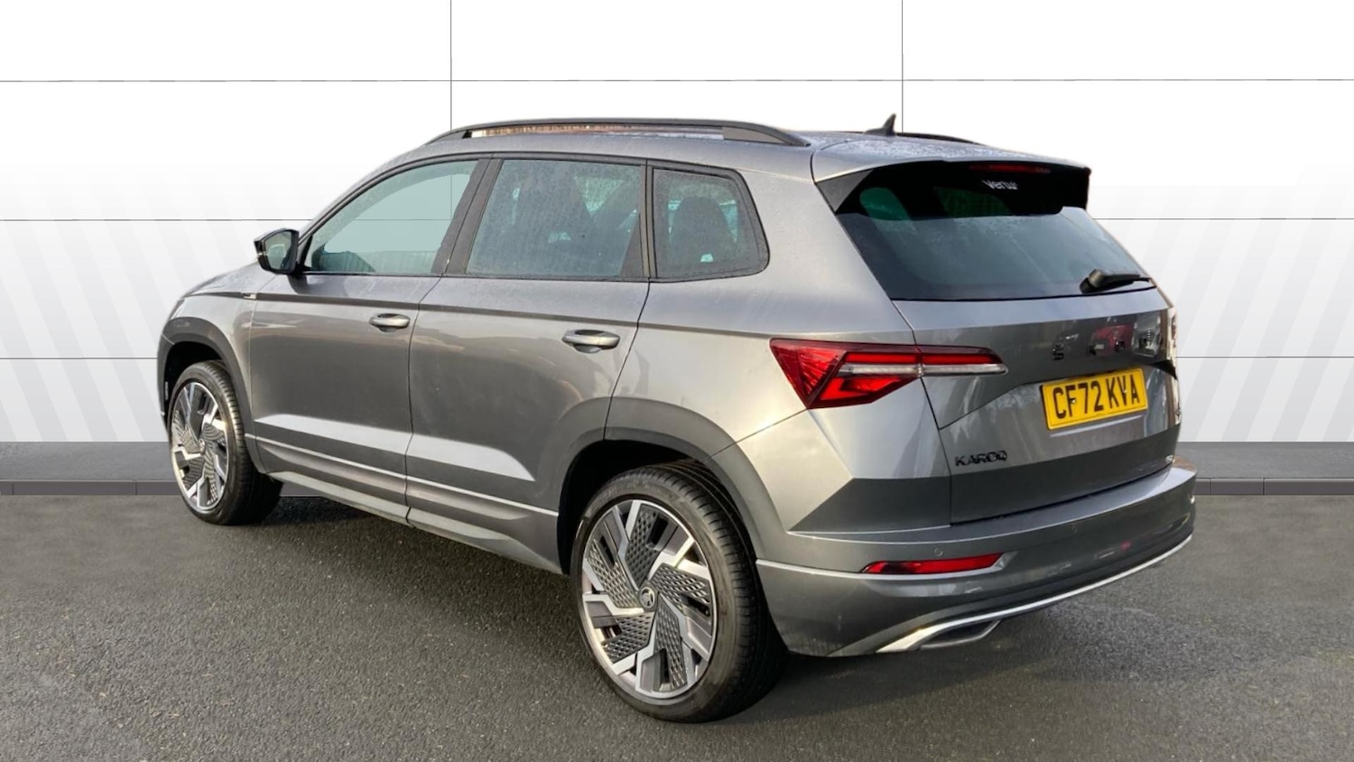 Used Skoda Karoq 2022 for sale - 77197992: Photo 2