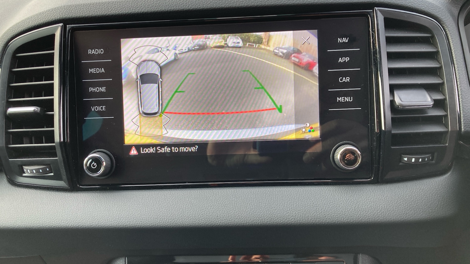 Used Skoda Karoq 2022 for sale - 77197992: Photo 33