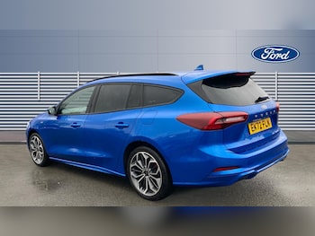 Used Ford Focus 2022 for sale - 76566199: Photo