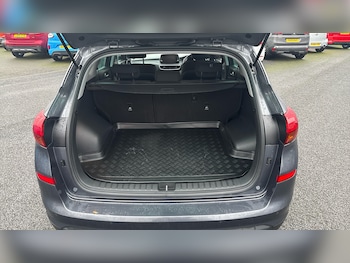 Used Hyundai TUCSON 2019 for sale - 76979673: Photo